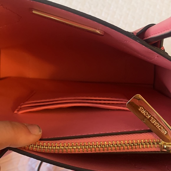 NWT Bundle of MICHAEL KORS Mercer Med Crossbody satchel Tea Rose with ID Wallet - Picture 10 of 13